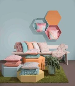 CORRAL - Kussenhoes Koraal 45x45 Cm - Roze - Met Rits 9 CORRAL - Kussenhoes Koraal 45x45 Cm - Roze - Met Rits -Dutch Decor 1044x1200