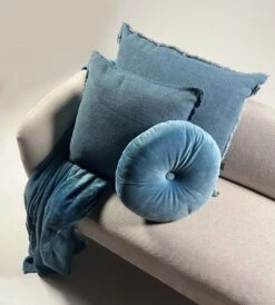 BURTO - Kussenhoes Van Gewassen Katoen Provincial Blue 60x60 Cm - Blauw - Met Rits -Dutch Decor 1080x1200