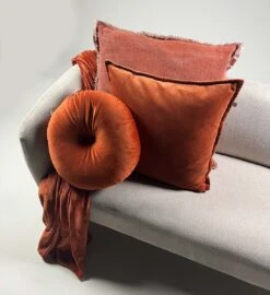 CAITH - Kussenhoes Velvet 100% Katoen 50x50 Cm - Potters Clay - Oranje / Terracotta - Exclusief Binnenkussen -Dutch Decor 1096x1200 1