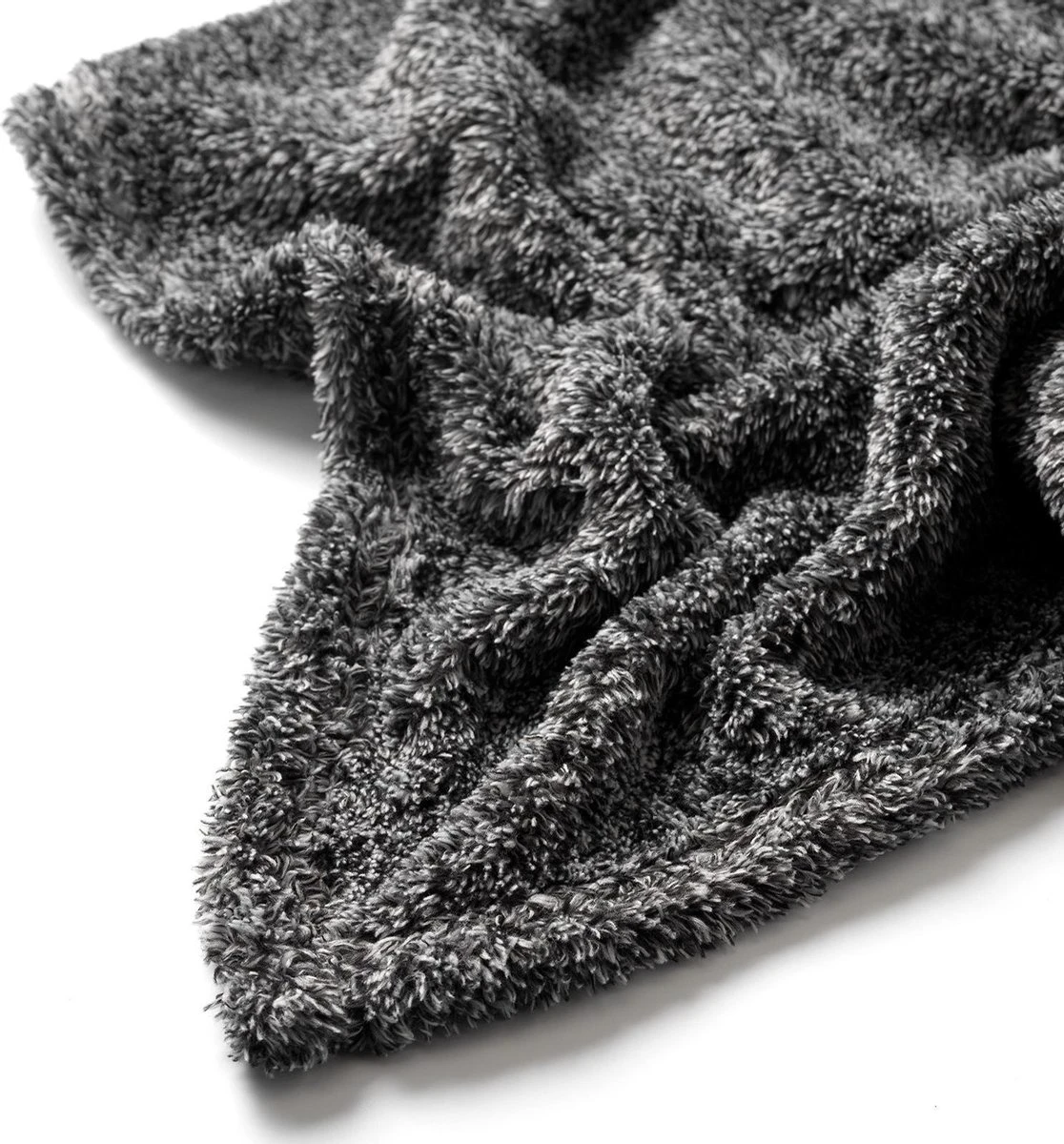 Dutch Decor - OSCAR - Plaid Charcoal Gray 140x180 Cm - Grijs - Deken 2 Dutch Decor - OSCAR - Plaid Charcoal Gray 140x180 Cm - Grijs - Deken - Afbeelding 2