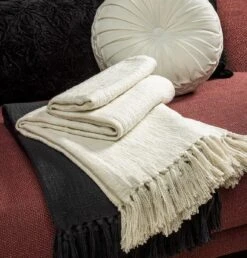 Dutch Decor - JUNE - Plaid Van Katoen 140x180 Cm Snow White - Wit - Deken -Dutch Decor 1149x1200 4