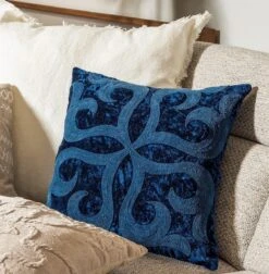 AVALON - Kussenhoes Velvet 45x45 Cm Insignia Blue - Blauw - Exclusief Binnenkussen -Dutch Decor 1176x1200 5