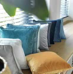 FINN - Kussenhoes Velvet 45x45 Cm - Provincial Blue - Blauw - Exclusief Binnenkussen