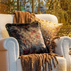 YASMIN - Kussenhoes Velvet 45x45 Cm Military Olive - Groen - Franjes - Exclusief Binnenkussen -Dutch Decor 1198x1200 30