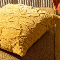 FLORA - Kussenhoes 45x45 Cm Golden Glow - Geel - Exclusief Binnenkussen -Dutch Decor 1198x1200 32