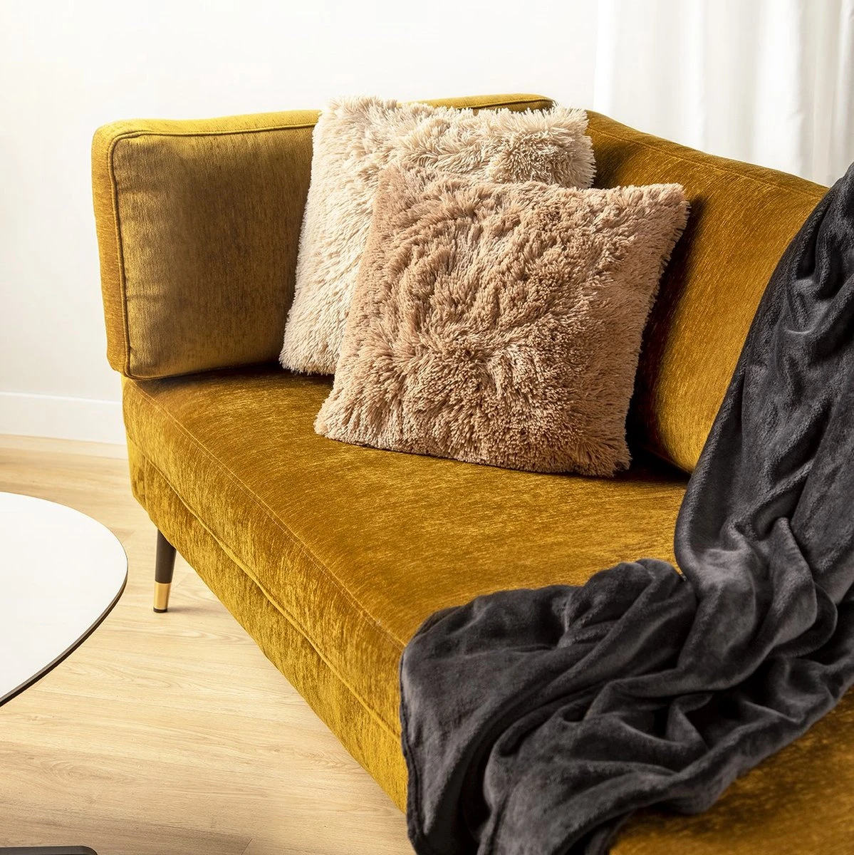 Set Van 2- Dutch Decor FLUFFY - Kussenhoezen Unikleur Tobacco Brown 45x45 Cm - Bruin 4 Set Van 2- Dutch Decor FLUFFY - Kussenhoezen Unikleur Tobacco Brown 45x45 Cm - Bruin - Afbeelding 4