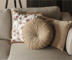 Dutch Decor - KAJA - Sierkussen Rond Velvet 40 Cm - Tobacco Brown - Bruin -Dutch Decor 1200x1000 1