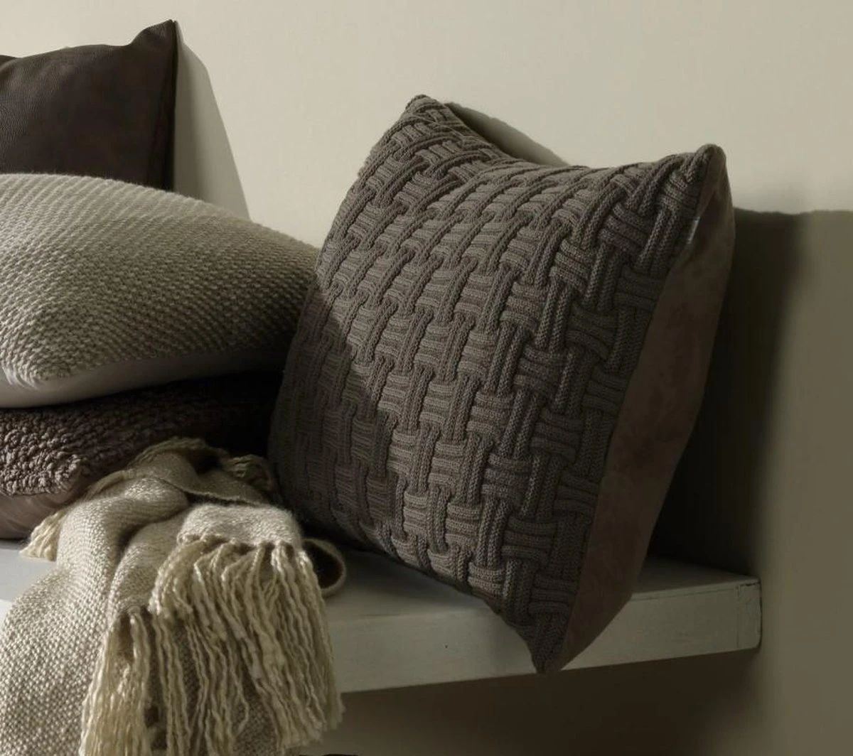 EMDEN - Kussenhoes Taupe 40x60 Cm - Exclusief Binnenkussen 3 EMDEN - Kussenhoes Taupe 40x60 Cm - Exclusief Binnenkussen - Afbeelding 3