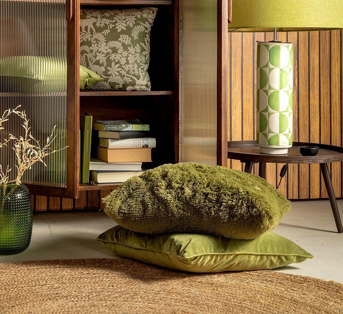 FINN - Sierkussen Velvet 60x60 Cm - Calliste Green - Groen - Inclusief Binnenvulling 4 FINN - Sierkussen Velvet 60x60 Cm - Calliste Green - Groen - Inclusief Binnenvulling - Afbeelding 4