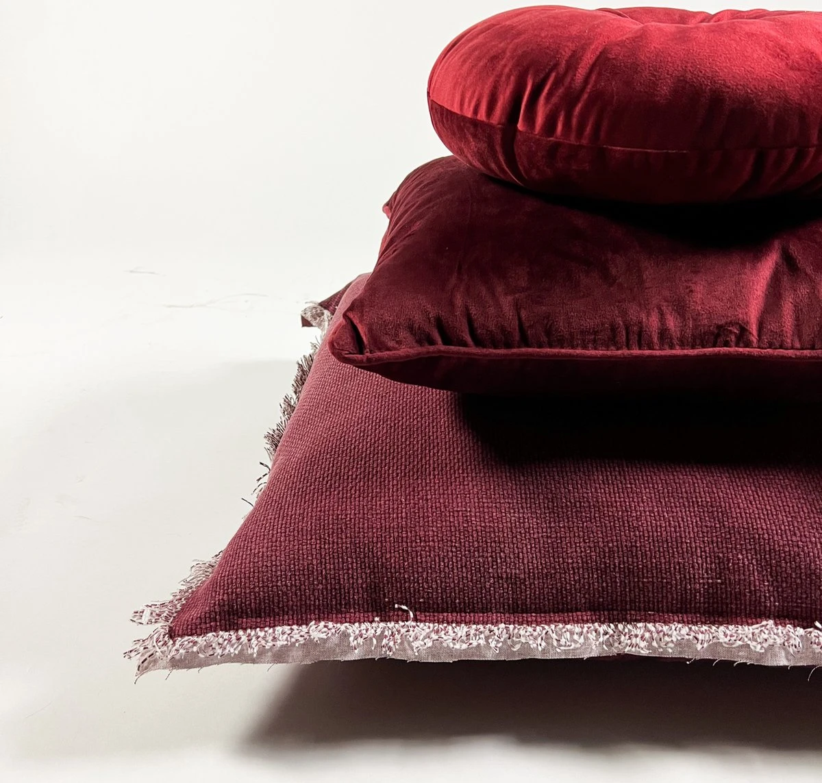 BURTO - Kussenhoes Van Gewassen Katoen Merlot 60x60 Cm - Rood - Exclusief Binnenkussen 2 BURTO - Kussenhoes Van Gewassen Katoen Merlot 60x60 Cm - Rood - Exclusief Binnenkussen - Afbeelding 2