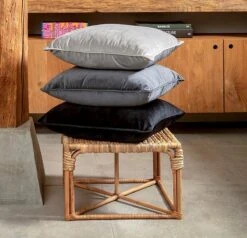 FINN - Sierkussen Velvet 45x45 Cm - Charcoal Gray - Antraciet - Inclusief Binnenvulling -Dutch Decor 1200x1156 3
