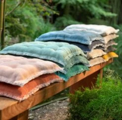 Dutch Decor - BURTO - Stoelkussen Van Gewassen Katoen Golden Glow 40x40 Cm - Geel - Zitkussen -Dutch Decor 1200x1178 22