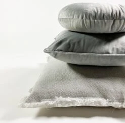 BURTO - Sierkussen Van Gewassen Katoen Micro Chip 60x60 Cm - Grijs - Inclusief Binnenvulling 13 BURTO - Sierkussen Van Gewassen Katoen Micro Chip 60x60 Cm - Grijs - Inclusief Binnenvulling -Dutch Decor 1200x1180 14