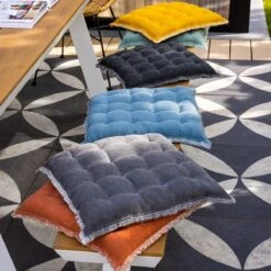 Dutch Decor - BURTO - Stoelkussen Van Gewassen Katoen Provincial Blue 40x40 Cm - Blauw - Zitkussen -Dutch Decor 1200x1199 92