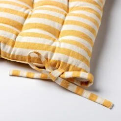 Dutch Decor - COOPER- Matraskussen Met Gestreept Motief- Golden Glow - Vierkant - 40x40 Cm - Zitkussen 9 Dutch Decor - COOPER- Matraskussen Met Gestreept Motief- Golden Glow - Vierkant - 40x40 Cm - Zitkussen -Dutch Decor 1200x1200 1092