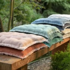 Dutch Decor - BURTO - Stoelkussen Van Katoen Galapagos Green 40x40 Cm - Groen - Zitkussen -Dutch Decor 1200x1200 1105