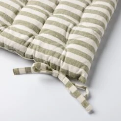 Dutch Decor - COOPER- Matraskussen Met Gestreept Motief- Olive Branch - Vierkant - 40x40 Cm - Zitkussen -Dutch Decor 1200x1200 1126