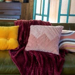 Dutch Decor - MARA - Plaid 150x200 Cm - Merlot - Rood - Effen - Zigzag Patroon - Sfeervol - Superzacht - Deken -Dutch Decor 1200x1200 1201