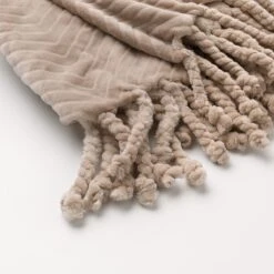 Dutch Decor - ZIGGY - Plaid Van Fleece 140x180 Cm Pumice Stone - Beige - Deken -Dutch Decor 1200x1200 1224