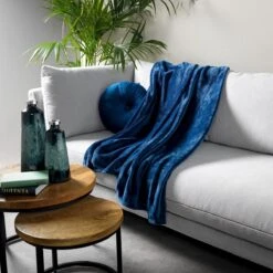 Dutch Decor - HARVEY - Plaid Fleece 150x200 Cm - Insignia Blue - Donkerblauw - Superzacht - Deken -Dutch Decor 1200x1200 1231