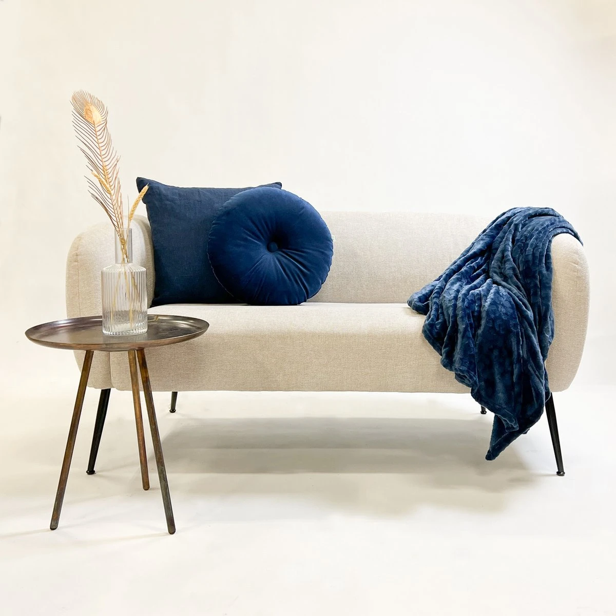 Dutch Decor - CHESTER - Plaid Van Fleece 150x200 Cm Insignia Blue - Blauw - Deken 2 Dutch Decor - CHESTER - Plaid Van Fleece 150x200 Cm Insignia Blue - Blauw - Deken - Afbeelding 2