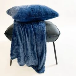 Dutch Decor - CHESTER - Plaid Van Fleece 150x200 Cm Insignia Blue - Blauw - Deken 7 Dutch Decor - CHESTER - Plaid Van Fleece 150x200 Cm Insignia Blue - Blauw - Deken -Dutch Decor 1200x1200 1236