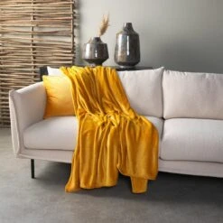 Dutch Decor - CHARLIE - Plaid Flannel Fleece XL - 200x220 Cm - Golden Glow - Geel - Deken -Dutch Decor 1200x1200 1237