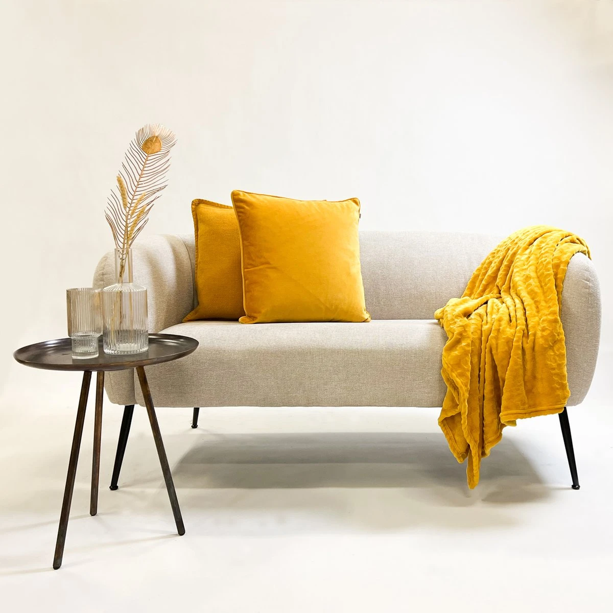 Dutch Decor - CHESTER - Plaid Van Fleece 150x200 Cm Golden Glow - Geel - Deken 2 Dutch Decor - CHESTER - Plaid Van Fleece 150x200 Cm Golden Glow - Geel - Deken - Afbeelding 2