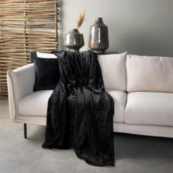 Dutch Decor - CHARLIE - Plaid Flannel Fleece XL - 200x220 Cm - Raven - Zwart - Deken -Dutch Decor 1200x1200 1302