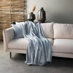 Dutch Decor - CHARLIE - Plaid Flannel Fleece XL - 200x220 Cm - Micro Chip - Grijs - Deken -Dutch Decor 1200x1200 1318