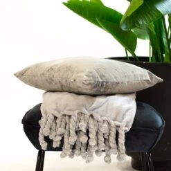 Dutch Decor - FLORIJN - Plaid Fleece 150x200 Cm - Micro Chip - Grijs - Superzacht - Met Franjes - Deken -Dutch Decor 1200x1200 1336