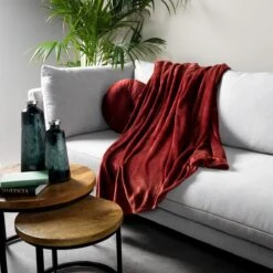 Dutch Decor - HARVEY - Plaid Fleece 150x200 Cm - Merlot - Rood - Superzacht - Deken -Dutch Decor 1200x1200 1364