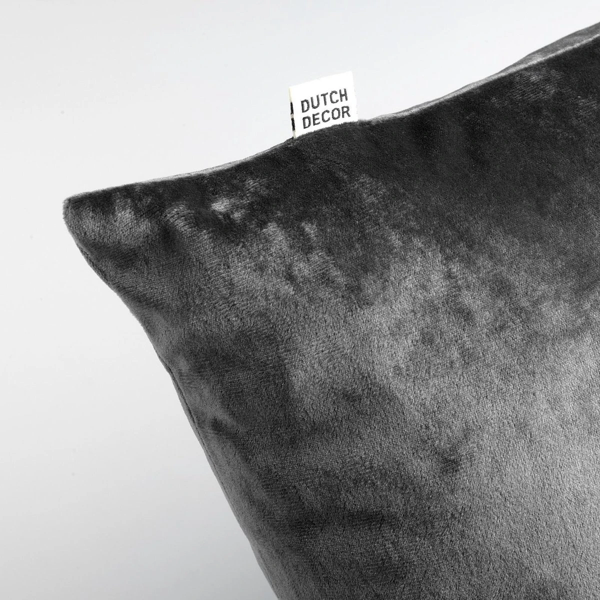 SKY - Kussenhoes Velvet 45x45 Cm - Charcoal Gray - Antraciet - Exclusief Binnenkussen 2 SKY - Kussenhoes Velvet 45x45 Cm - Charcoal Gray - Antraciet - Exclusief Binnenkussen - Afbeelding 2