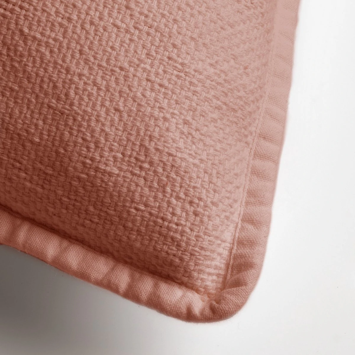 Set Van 2 Kussenhoezen - Dutch Decor BOWIE - 45x45 Cm - Unikleur Katoen - Muted Clay - Roze 5 Set Van 2 Kussenhoezen - Dutch Decor BOWIE - 45x45 Cm - Unikleur Katoen - Muted Clay - Roze - Afbeelding 5