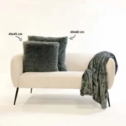 FLUFFY - Sierkussen Unikleur 60x60 Cm - Charcoal Gray - Antraciet - Inclusief Binnenvulling -Dutch Decor 1200x1200 327