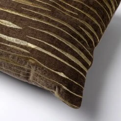 CONNOR- Kussenhoes 45x45 Cm Shitake - Bruin - Met Rits -Dutch Decor 1200x1200 340