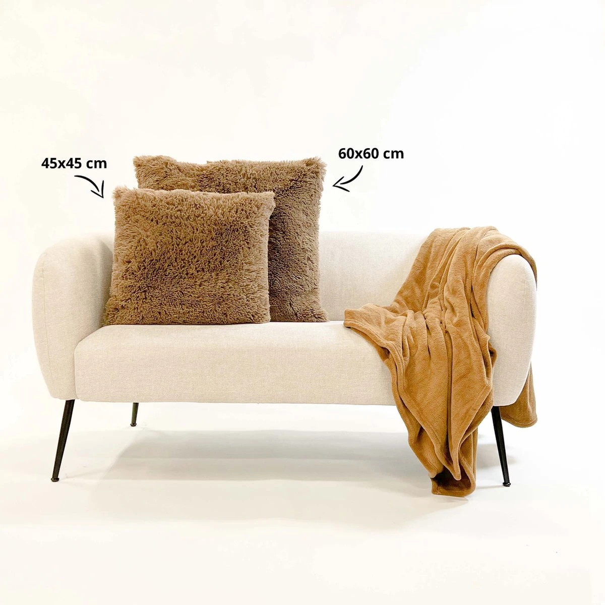 FLUFFY - Kussenhoes Unikleur 45x45 Cm -Tobacco Brown - Bruin - Exclusief Binnenkussen 5 FLUFFY - Kussenhoes Unikleur 45x45 Cm -Tobacco Brown - Bruin - Exclusief Binnenkussen - Afbeelding 5