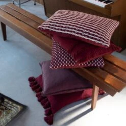 DENLEY - Kussenhoes Van Katoen Merlot 45x45 Cm - Rood - Exclusief Binnenkussen -Dutch Decor 1200x1200 391