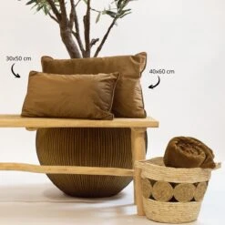 FINN - Kussenhoes Velvet 30x50 Cm - Tobacco Brown - Bruin - Exclusief Binnenkussen -Dutch Decor 1200x1200 493