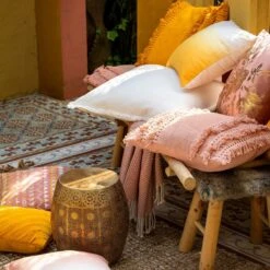 FARA- Sierkussen 45x45 Cm Muted Clay - Roze - Inclusief Binnenvulling -Dutch Decor 1200x1200 542