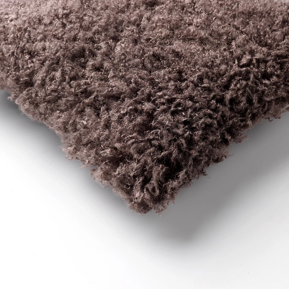 Dutch Decor WODDY - Sierkussen Taupe 45x45 Cm - Inclusief Binnenkussen 3 Dutch Decor WODDY - Sierkussen Taupe 45x45 Cm - Inclusief Binnenkussen - Afbeelding 3