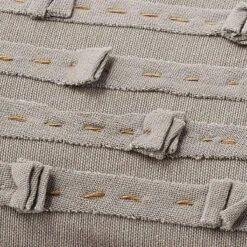 MOLTA - Sierkussen 30x50 Cm - Taupe En Oker - Katoen - Inclusief Binnenkussen -Dutch Decor 1200x1200 581