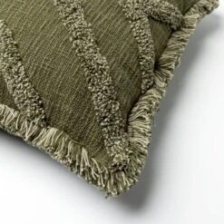 BOO - Sierkussen Van Katoen 45x45 Cm Chive - Groen - Inclusief Binnenvulling -Dutch Decor 1200x1200 589