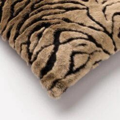 KENZO - Sierkussen Met Dierenprint 45x45 Cm Rocky Road - Bruin - Inclusief Binnenvulling -Dutch Decor 1200x1200 606