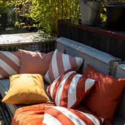 Dutch Decor - SANTORINI - Outdoor Sierkussen 40x60 Cm - Waterafstotend En Uv-bestendig - Muted Clay - Roze - Buitenkussen - Tuinkussen - Loungekussen- Voor Buiten -Dutch Decor 1200x1200 749