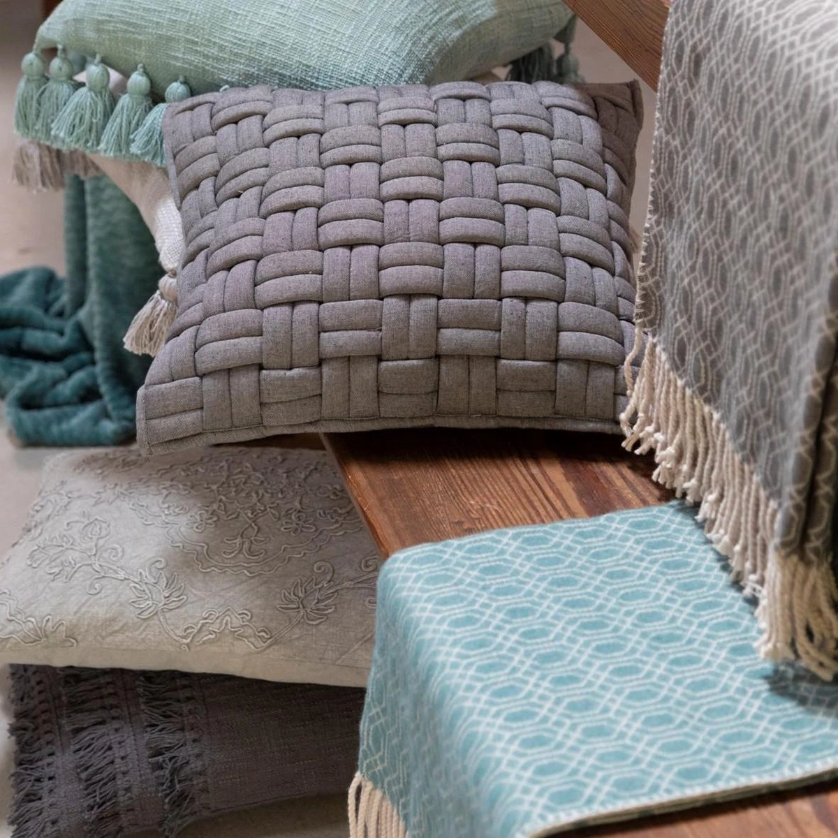 EVY - Sierkussen Van Katoen Micro Chip 40x60 Cm - Grijs - Inclusief Binnenvulling 4 EVY - Sierkussen Van Katoen Micro Chip 40x60 Cm - Grijs - Inclusief Binnenvulling - Afbeelding 4