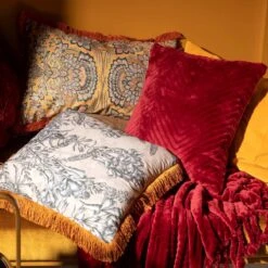 ZICO - Sierkussen Zigzag 45x45 Cm Merlot - Rood - Superzacht - Inclusief Binnenvulling -Dutch Decor 1200x1200 764