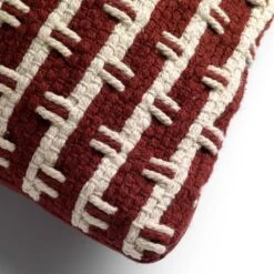 DANA - Sierkussen Van Katoen Merlot 40x60 Cm - Rood - Inclusief Binnenvulling -Dutch Decor 1200x1200 826