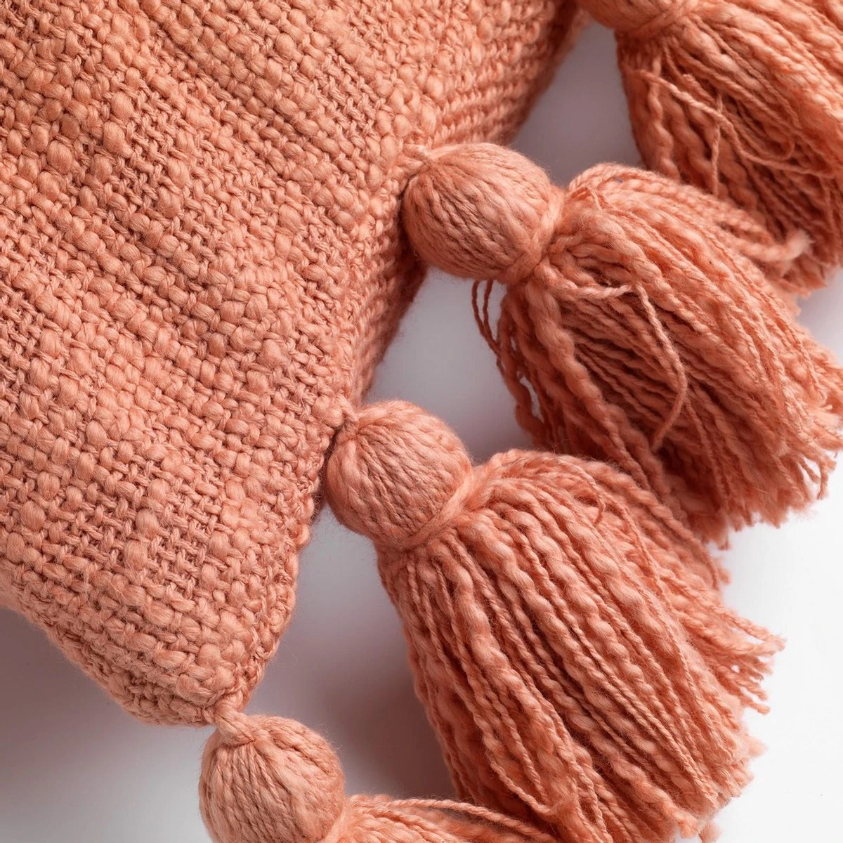 RUBY - Sierkussen Katoen 45x45 Cm - Lobster Bisque - Roze - Kussentje Met Flosjes - Inclusief Binnenvulling 2 RUBY - Sierkussen Katoen 45x45 Cm - Lobster Bisque - Roze - Kussentje Met Flosjes - Inclusief Binnenvulling - Afbeelding 2