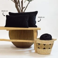 FINN - Sierkussen Velvet 30x50 Cm - Raven - Zwart - Inclusief Binnenvulling -Dutch Decor 1200x1200 883